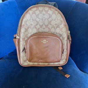 Coach BackPack in Signature Canvas